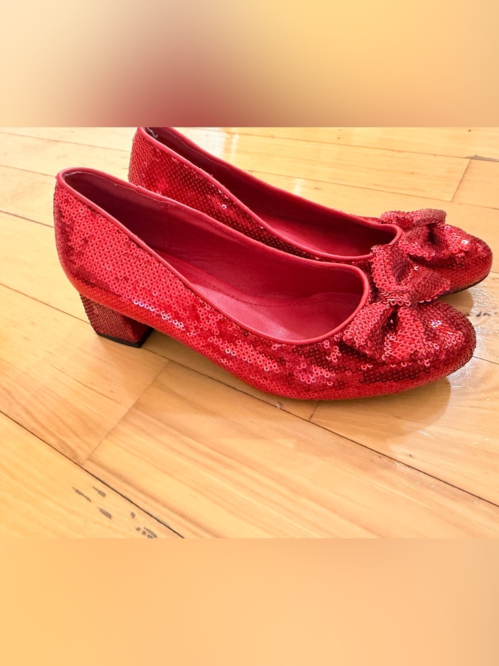 Sparkling Red Sequin Low Heel Pumps with Bow Accent